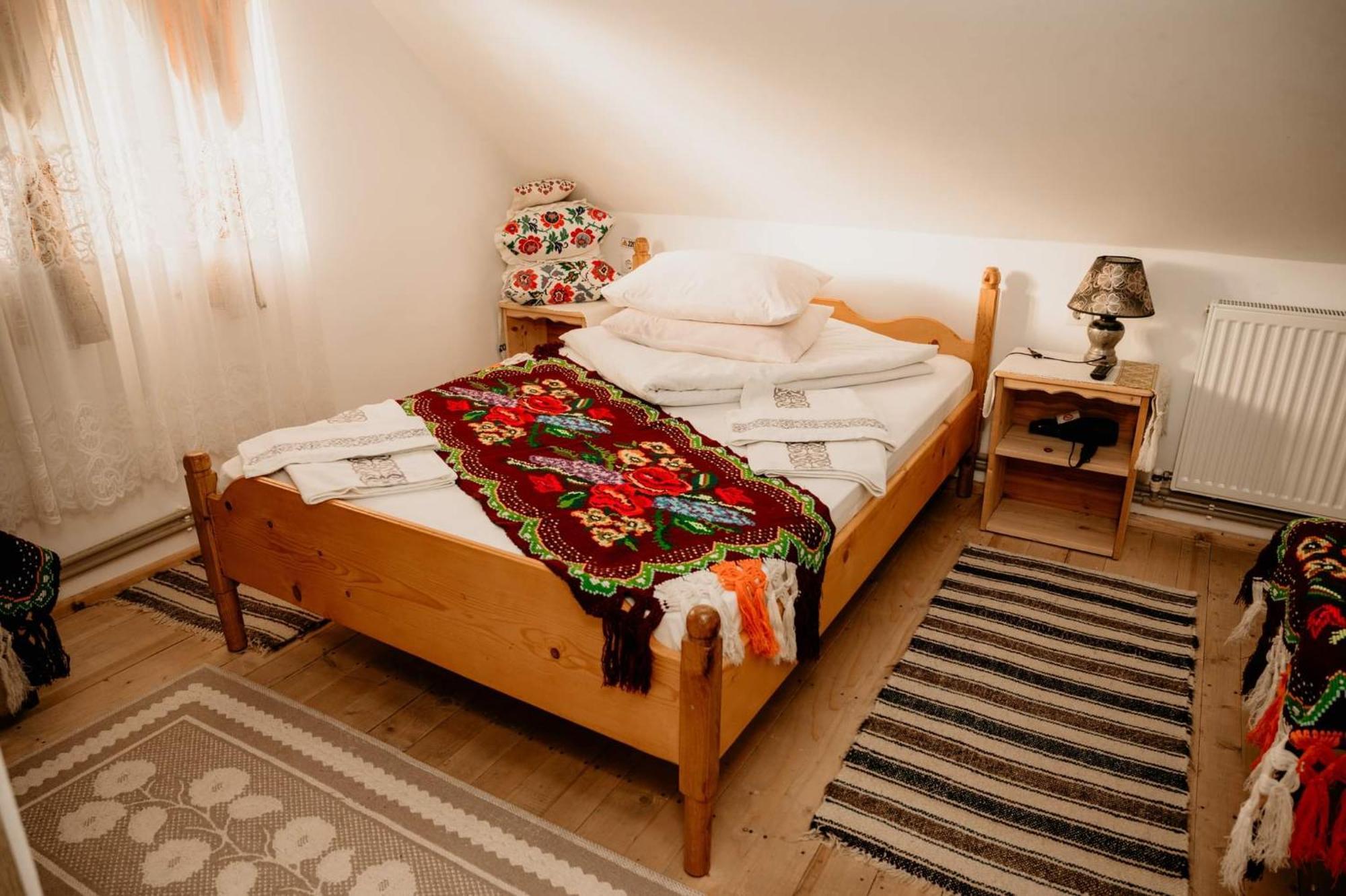 Apartamento Casa Pintea De Sub Coasta Breb Habitación foto